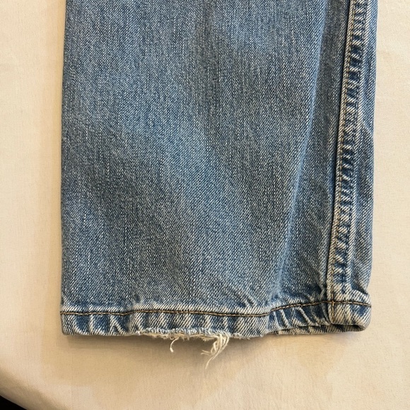 LEVI’S Men’s 505 Regular Fit Straight Leg Jeans, Size 36 x 30. - Picture 5 of 6